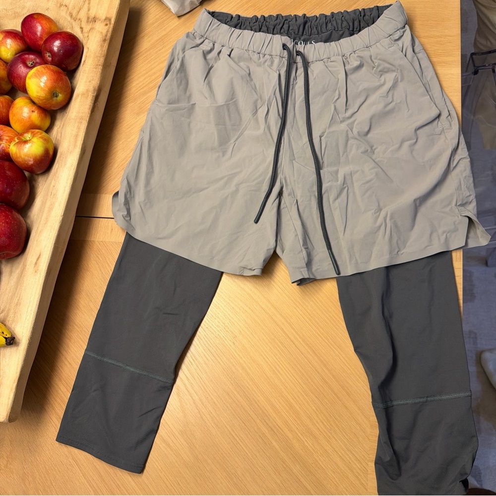 Jacques NYC MEDIUM grey shorts compression tight leggings